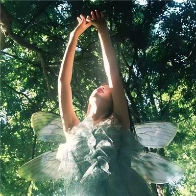 女孩,母亲与恶魔